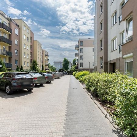 Cozy Apartment Karpia 17 With Terrace In Poznan By Noclegi Renters Extérieur photo